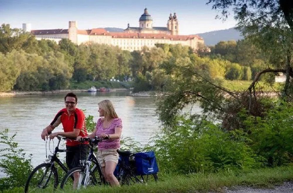 Busreis: Fietsen over de Donauradweg van Passau naar Wenen