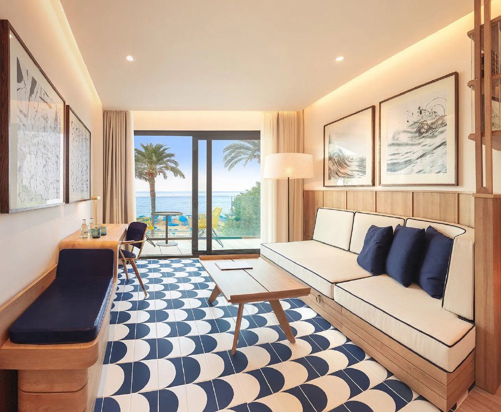 Vliegreis naar Hotel H10 Puerto Poniente — direct aan Poniente‑strand, Benidorm