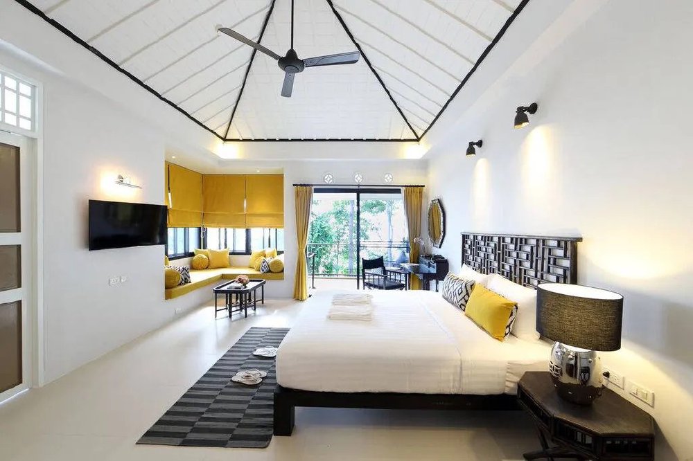 Vliegreis Moracea by Khao Lak Resort — direct aan het strand