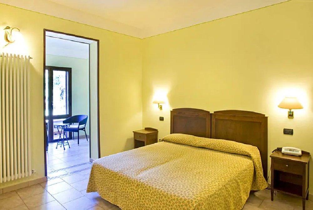 Autovakantie Park Hotel La Pineta in Mulazzo, Toscane