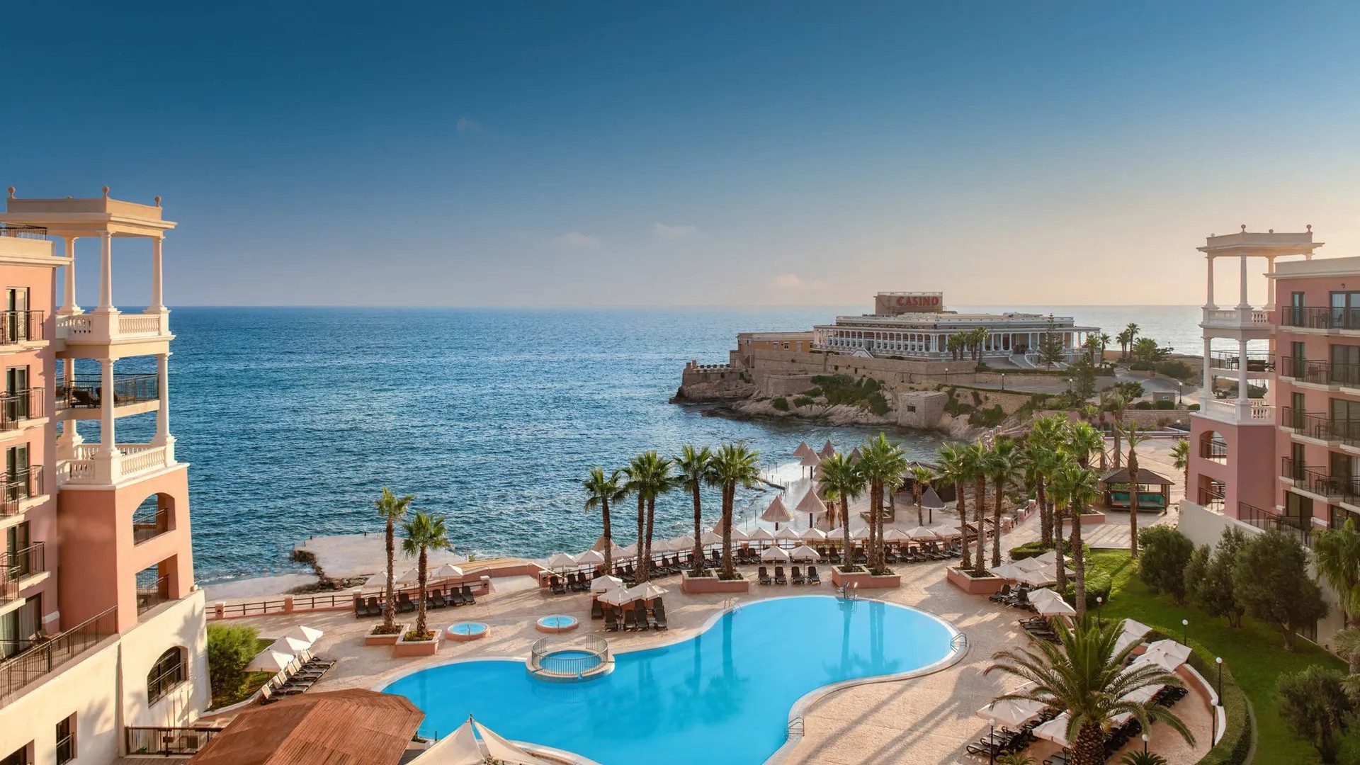 Vliegreis: The Westin Dragonara Resort — 5-sterrenhotel direct aan zee in St. Julian's