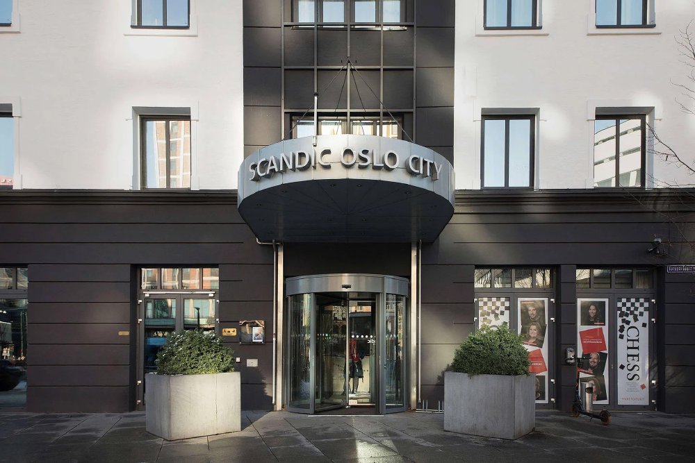 Vliegreis naar Oslo: Verblijf in Scandic Oslo City