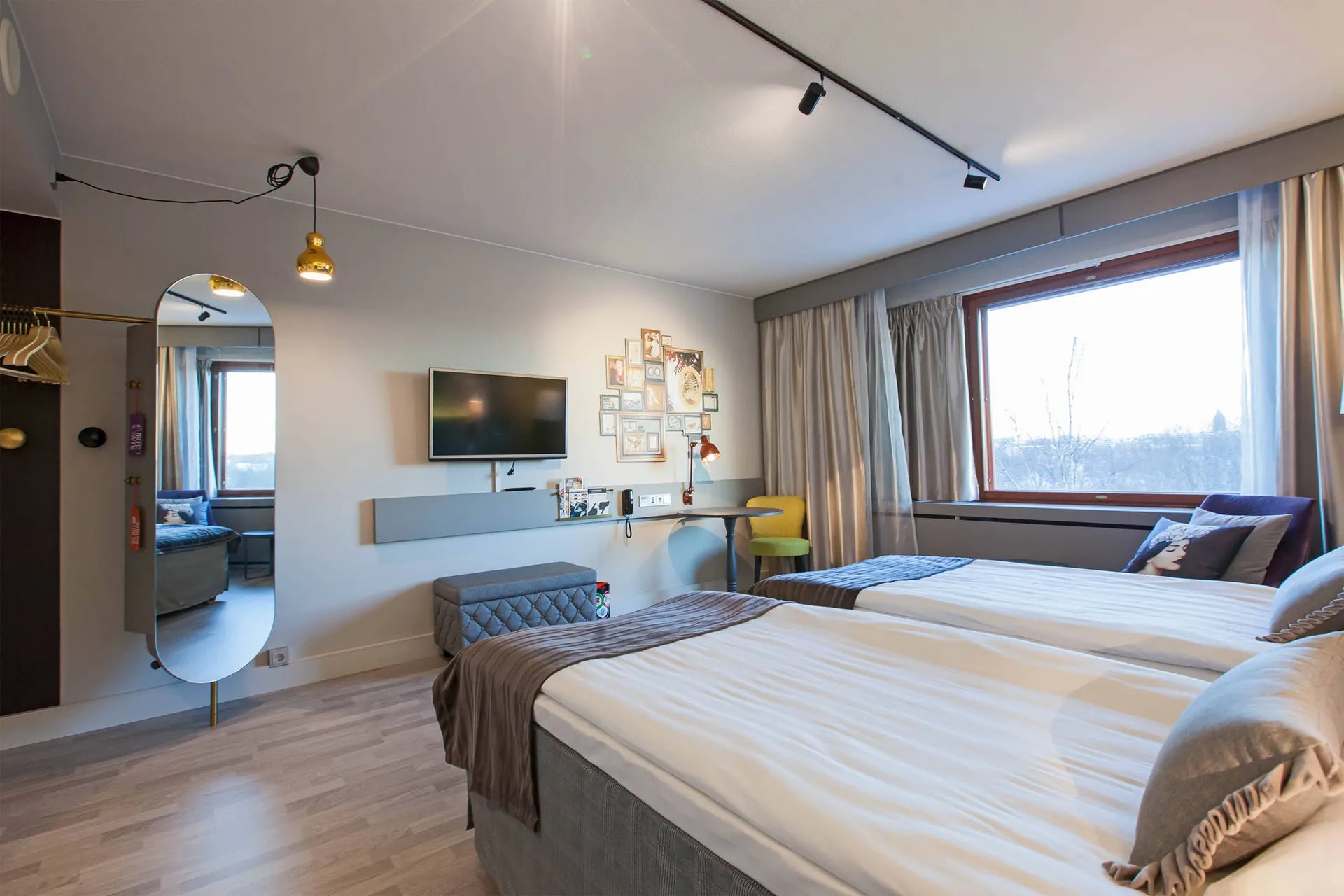 Vliegreis naar Hotel Scandic Park Helsinki — Uitzicht op Töölönlahti