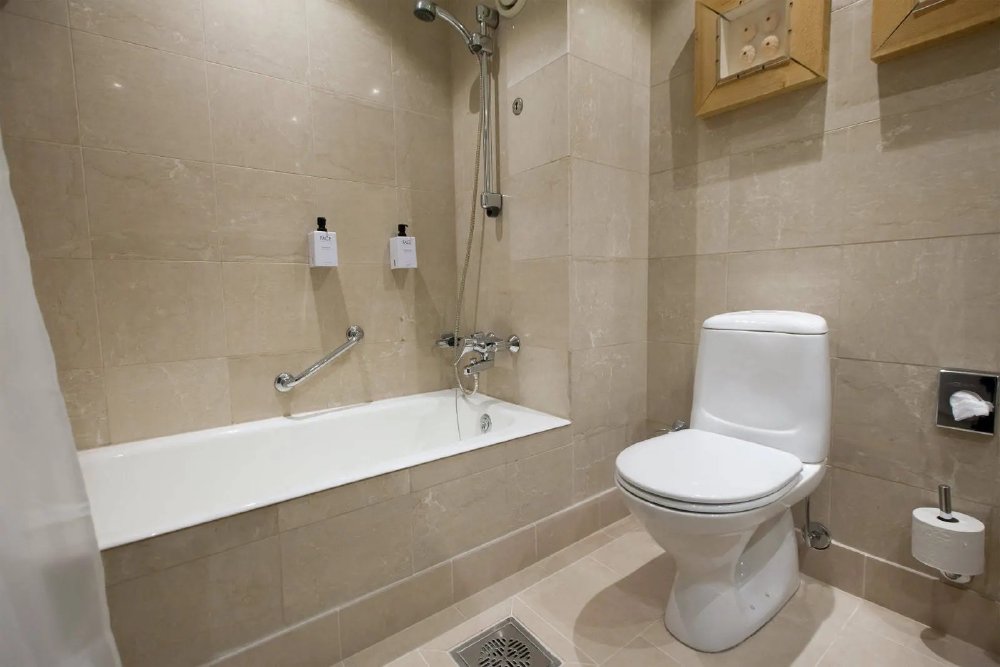 Vliegreis naar Hotel Scandic Park Helsinki — Uitzicht op Töölönlahti