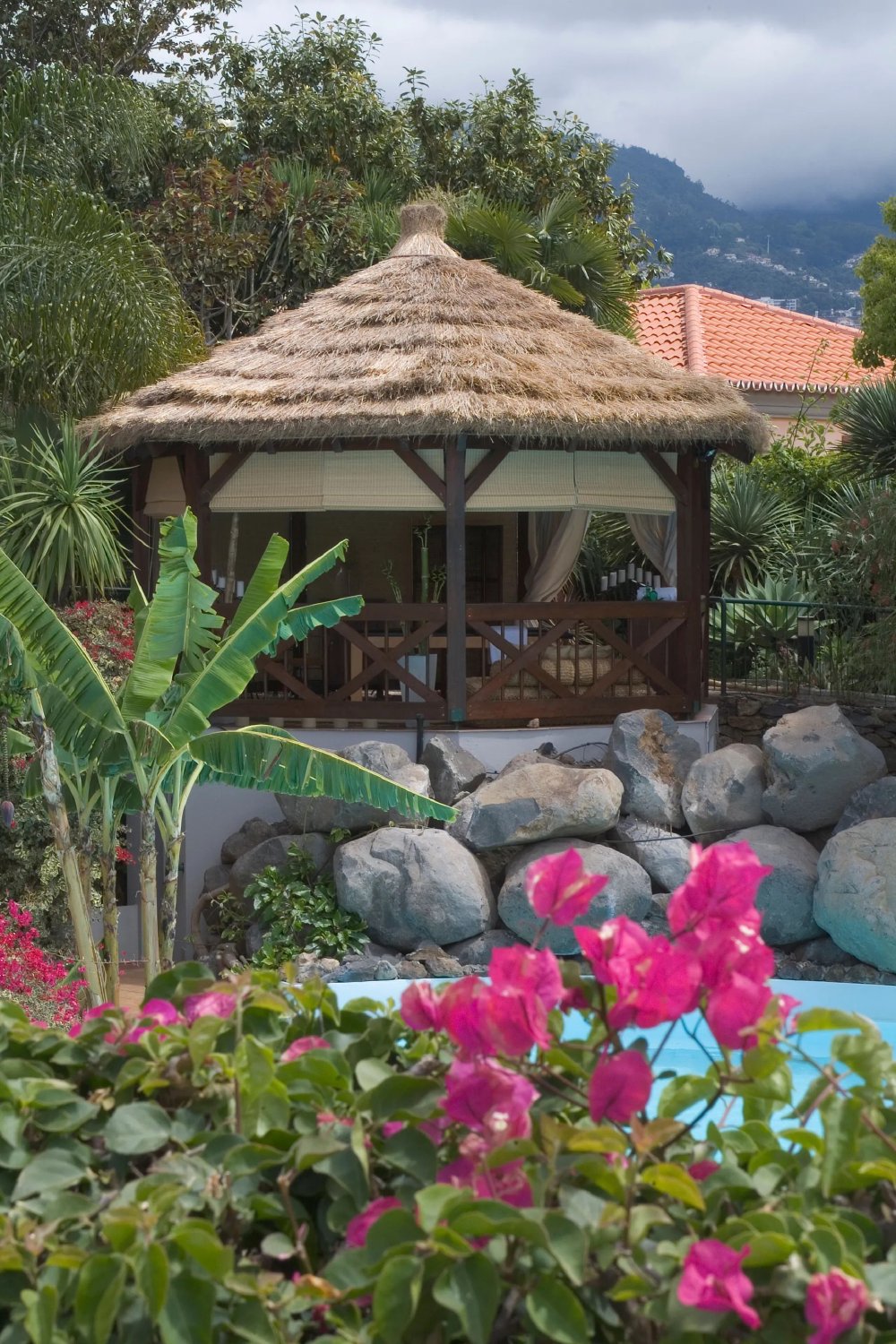 Vliegreis - Pestana Village Garden Resort: rust in groene omgeving bij Funchal