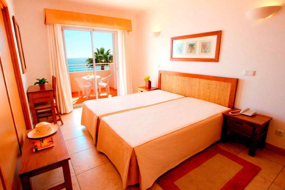 Vliegreis naar Appartementen Clube Porto Mós, Lagos