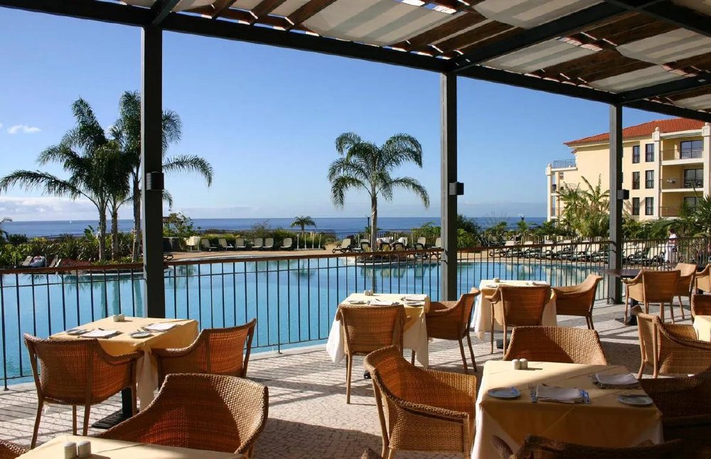 Vliegreis naar Resort Vila Porto Mare in Funchal