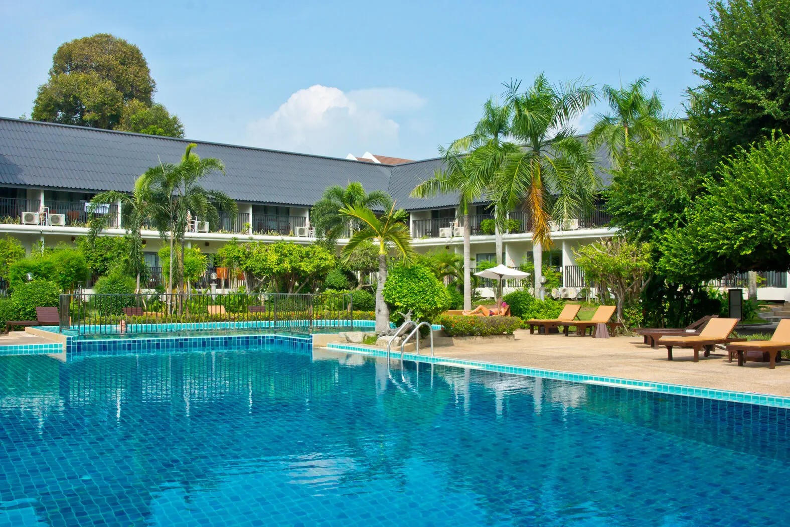 Vliegreis: Sunshine Garden Resort, Pattaya