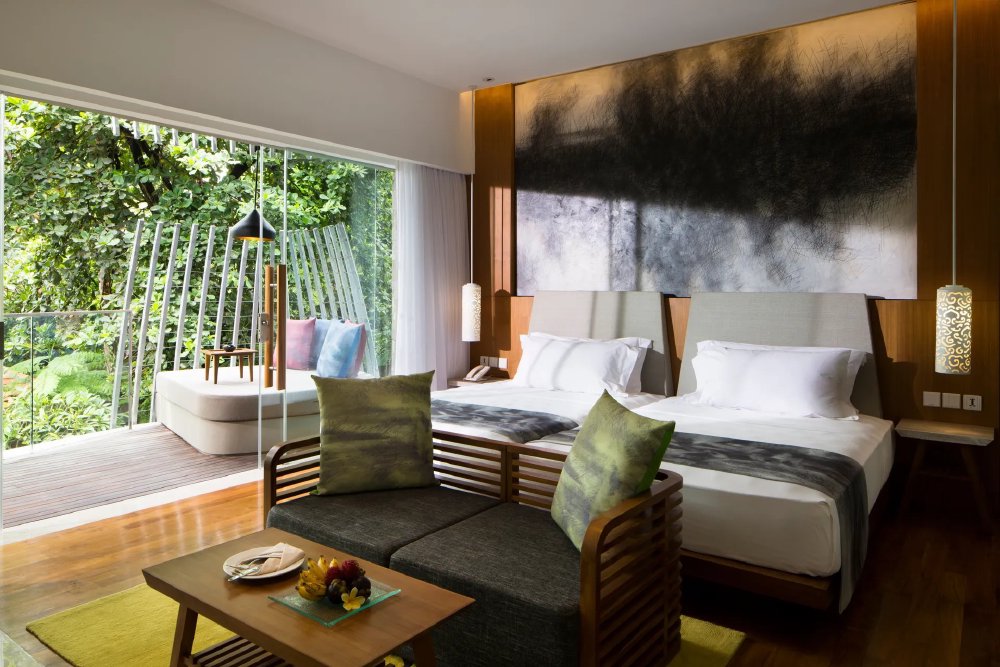 Vliegreis Maya Sanur Resort & Spa — Luxe designhotel direct aan het strand