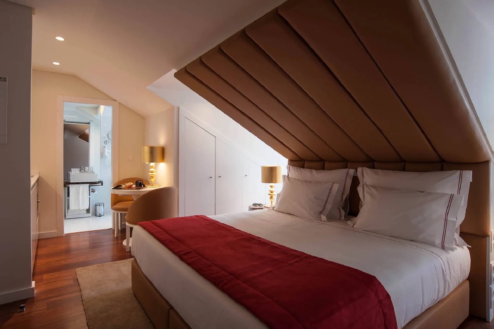 Stedentrip Lissabon — The 7 Hotel in Chiado