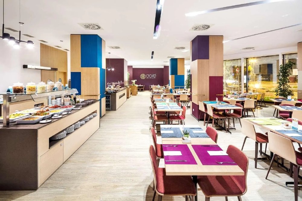 Vliegreis: Hotel Occidental Praha in Praag (wijk Nusle)