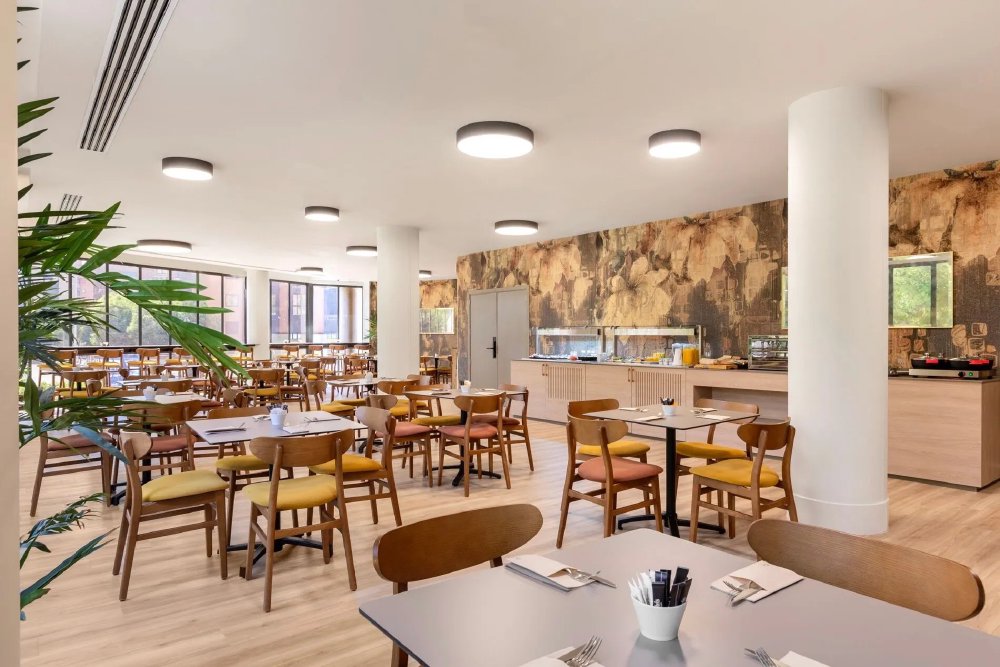 Stedentrip Hotel Acta Pirámides, Madrid