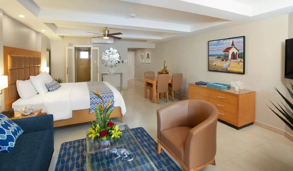 Vliegreis naar Divi Dutch Village Beach Resort, direct aan Druif Beach