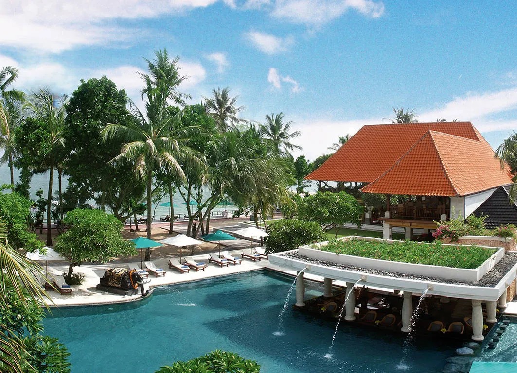 Vliegreis Puri Santrian Beach Resort & Spa, Sanur (Bali)