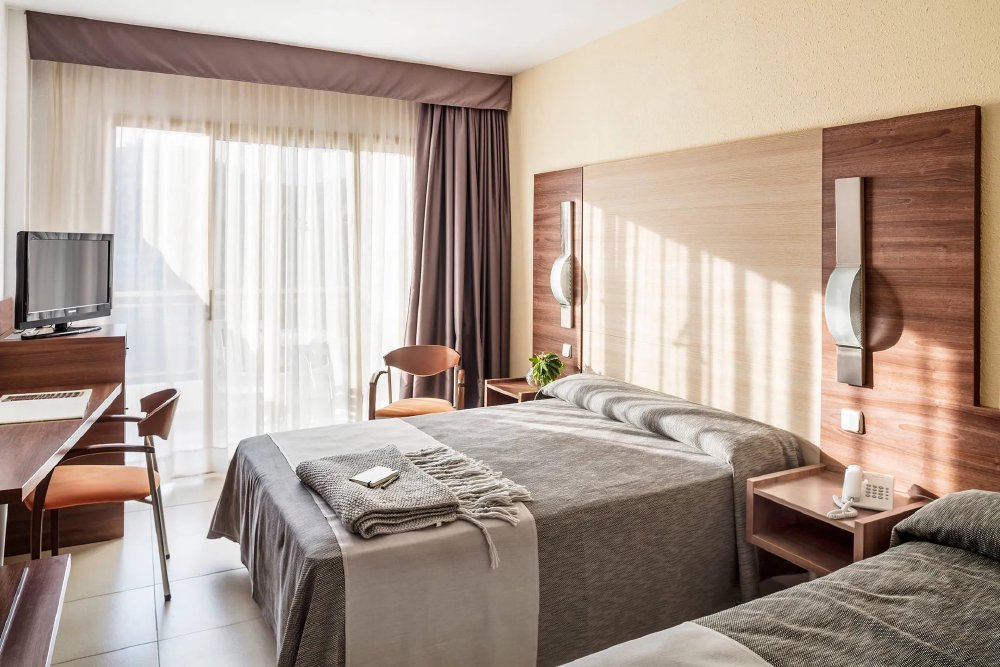 Vliegreis naar Aqua Hotel Aquamarina & Spa, Santa Susanna