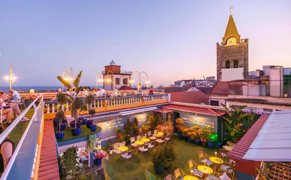 Vliegreis naar Funchal — Sé Boutique Hotel in het historische centrum