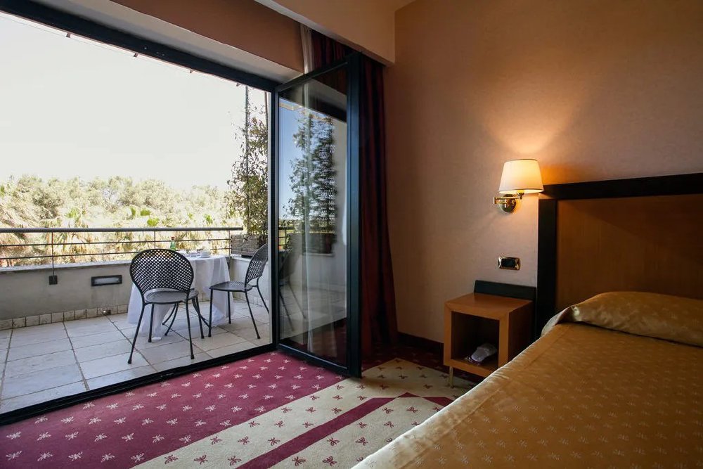 Vliegreis naar Grand Hotel La Chiusa di Chietri — Alberobello, Puglia