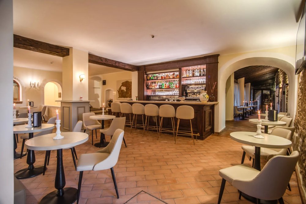 Vliegreis Hotel Abbazia Collemedio — Sfeervol kloosterhotel in Umbrië