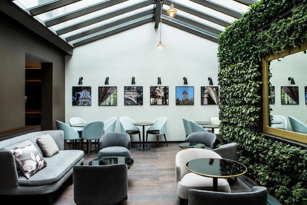 Stedentrip Parijs: Hotel Le Parisis in het 15e arrondissement