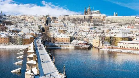 Vliegreis Kerst in Praag – Gouden Stad en UNESCO-hoogtepunten